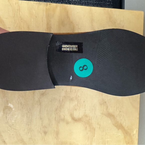 Bootlegger Portugal Women’s Brown Suede Boots Leather US 8 NWOT - Picture 12 of 14